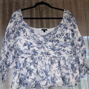 Express Peplum Wrap top Sz L in blue toile